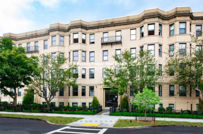 2 bed, 1 bath apartment for rent at 81 Park Dr Unit 5, Fenway — photo 9 of 13
