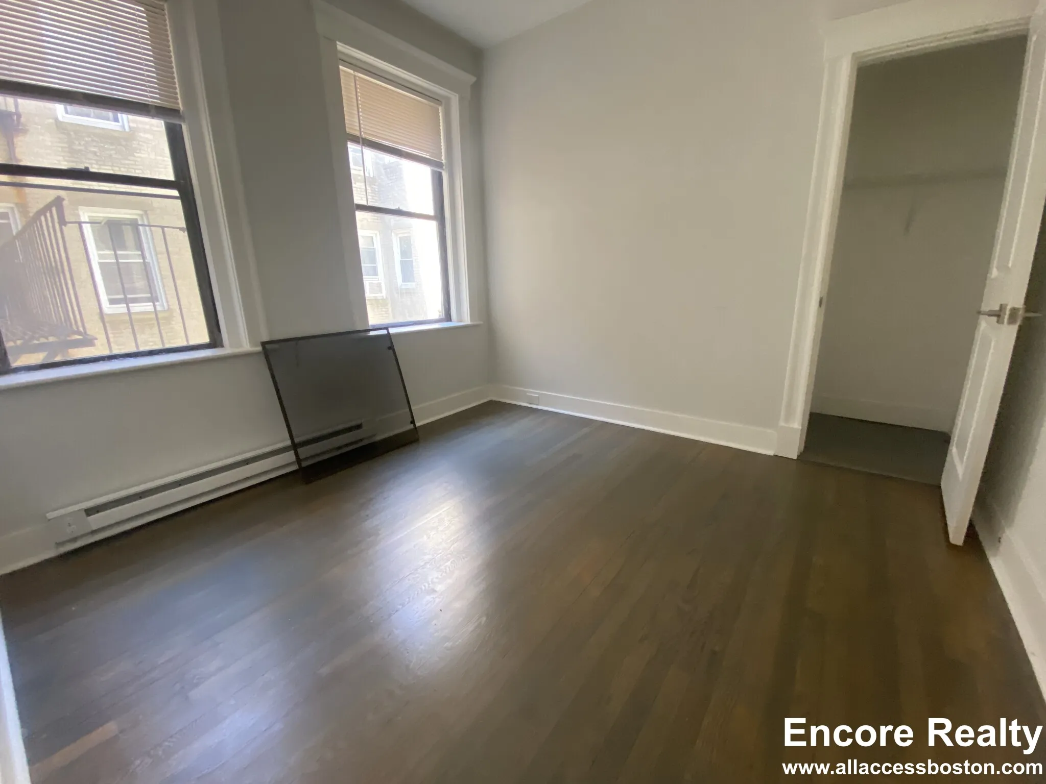 2 bed, 1 bath apartment for rent at 81 Park Dr Unit 8, Fenway — photo 7 of 10