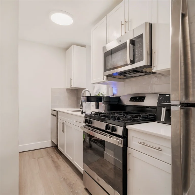 2 bed, 1 bath apartment for rent at 81 Park Dr Unit B, Fenway