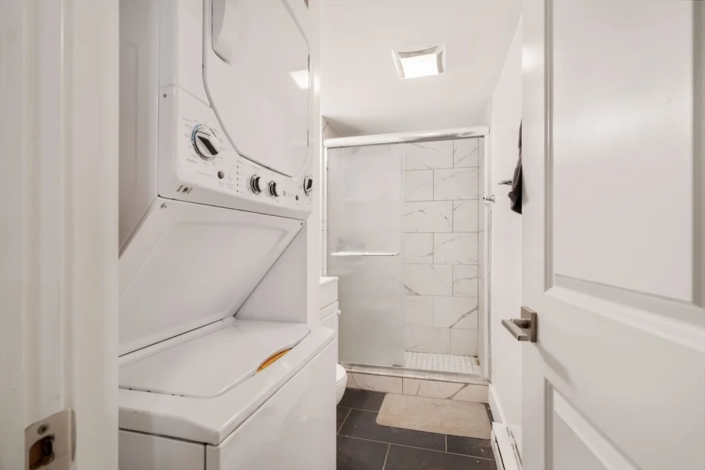 2 bed, 1 bath apartment for rent at 81 Park Dr Unit B, Fenway — photo 4 of 15