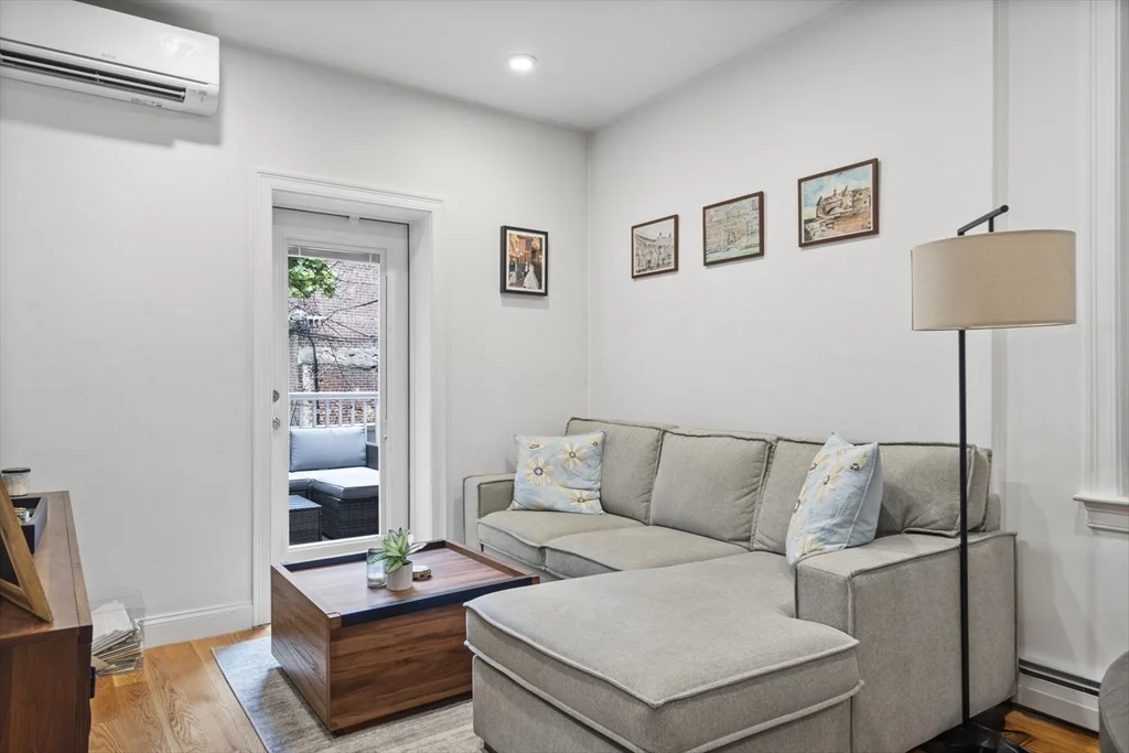 3 bed, 2 bath apartment for rent at 81 Prince St Unit 1, North End — photo 6 of 13