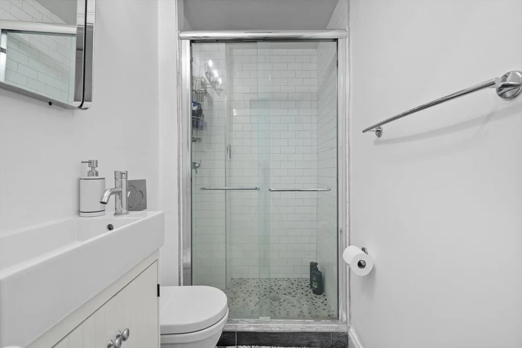 3 bed, 2 bath apartment for rent at 81 Prince St Unit 1, North End — photo 11 of 13
