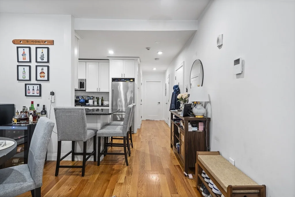 3 bed, 2 bath apartment for rent at 81 Prince St Unit 1, North End — photo 4 of 13