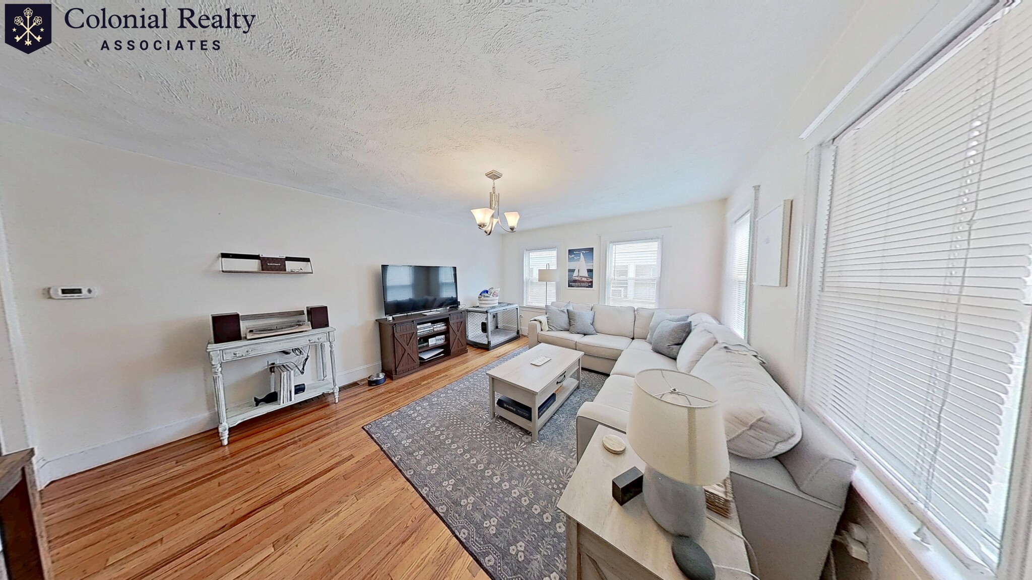 2 bed, 1 bath apartment for rent at 81 Putnam St, East Watertown — photo 3 of 50
