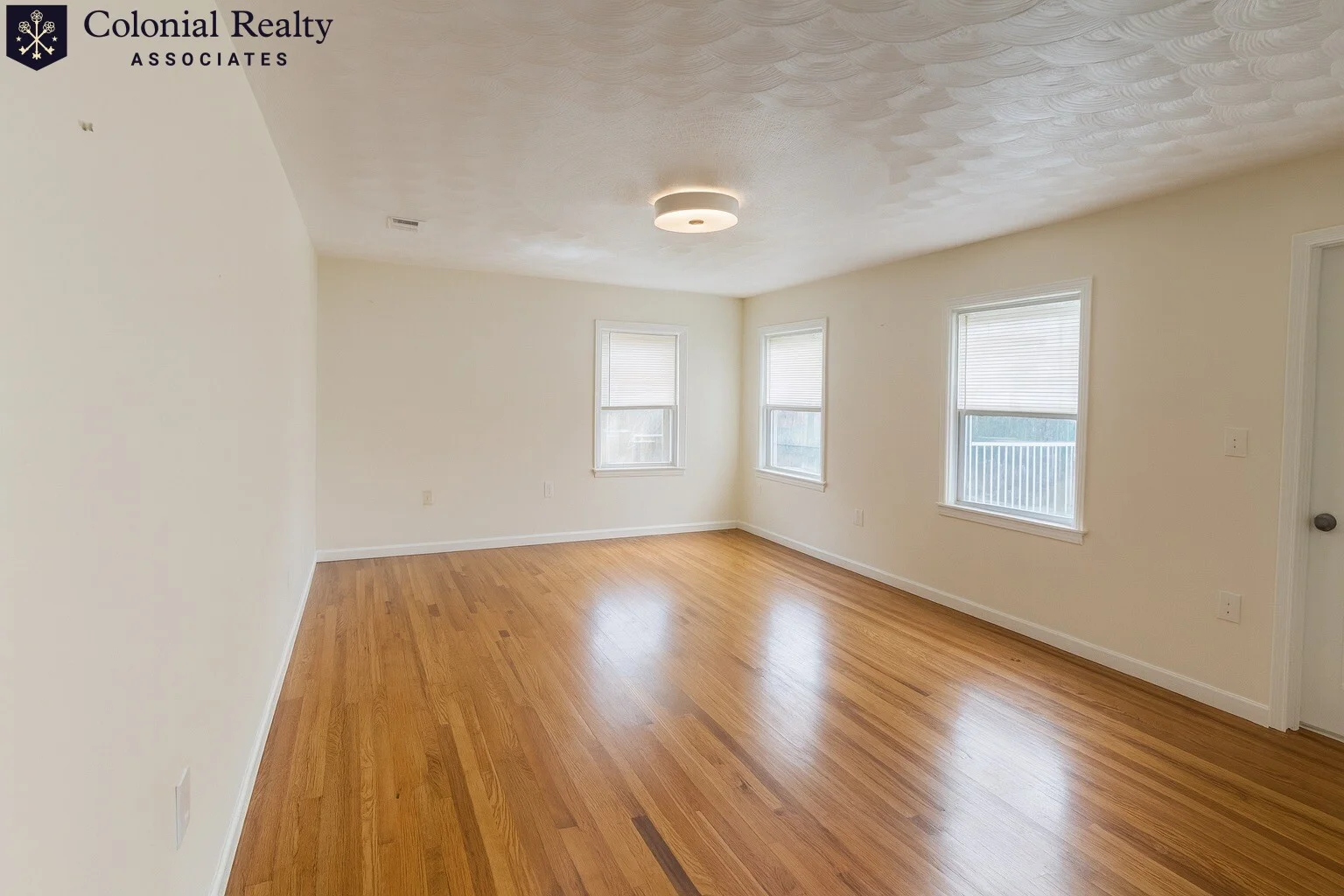 3 bed, 2 bath apartment for rent at 81 Putnam St Unit 2, East Watertown — photo 8 of 50