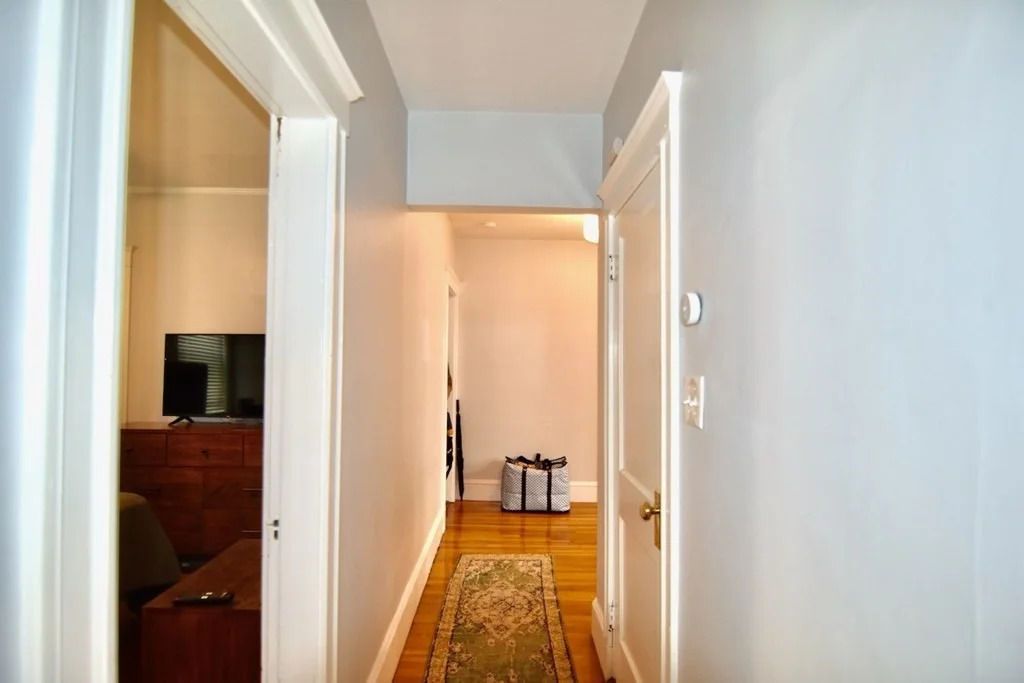 3 bed, 1 bath apartment for rent at 81 Romsey St Unit 1, Dorchester — photo 13 of 21