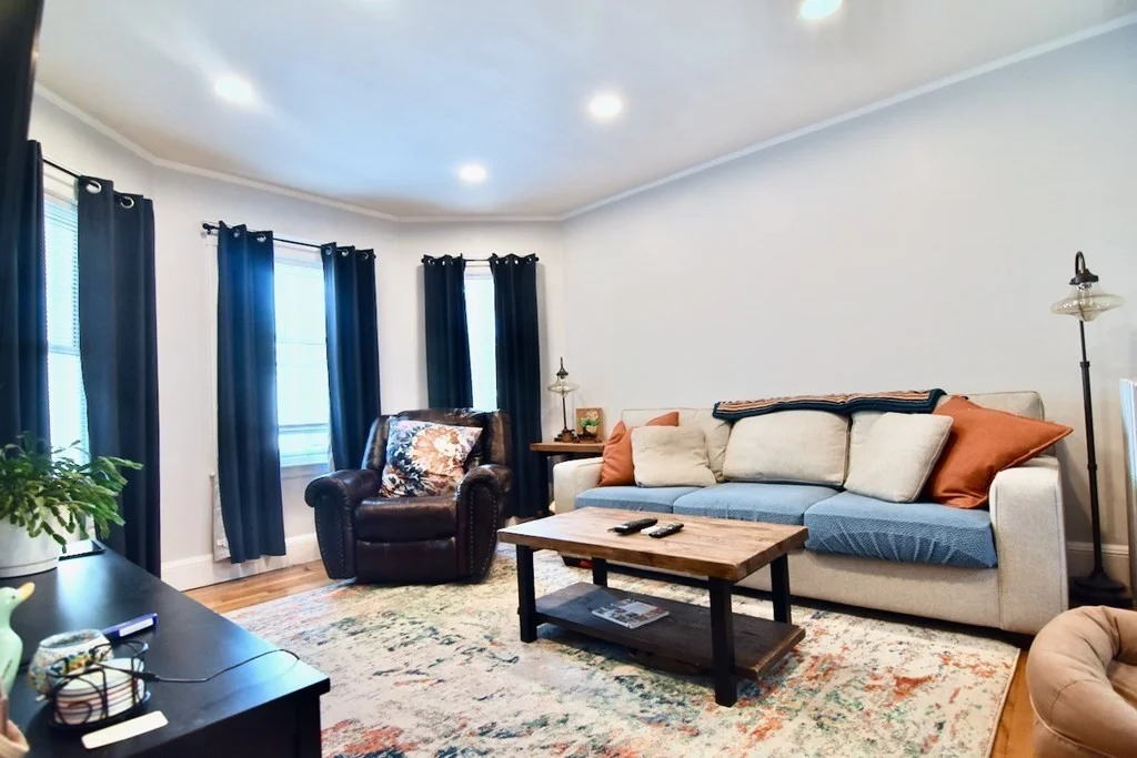 3 bed, 1 bath apartment for rent at 81 Romsey St Unit 1, Dorchester — photo 15 of 21