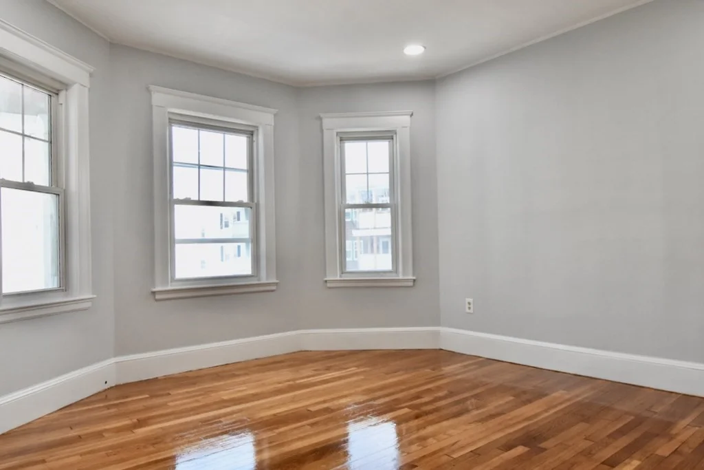 3 bed, 1 bath apartment for rent at 81 Romsey St Unit 2, Dorchester — photo 1 of 19