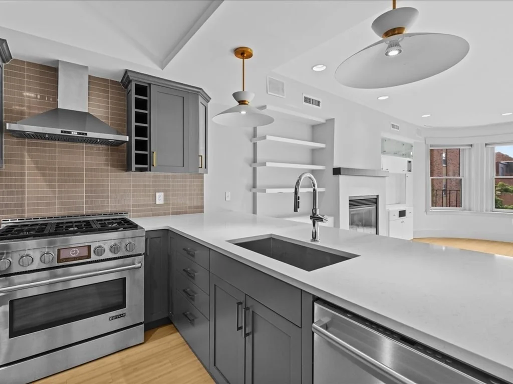 3 bed, 2 bath apartment for rent at 81 St Botolph St Unit 3, Back Bay — photo 1 of 30