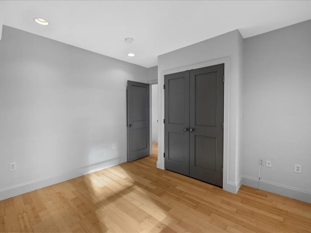 3 bed, 2 bath apartment for rent at 81 St Botolph St Unit 3, Back Bay — photo 14 of 30