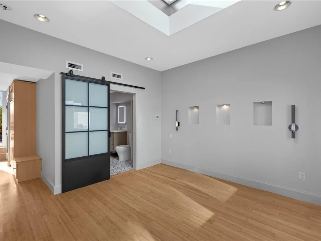 3 bed, 2 bath apartment for rent at 81 St Botolph St Unit PH, Back Bay — photo 25 of 39