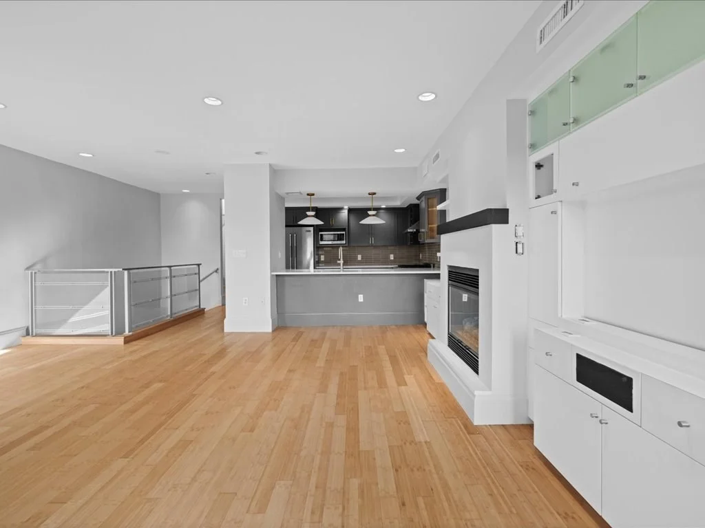3 bed, 2 bath apartment for rent at 81 St Botolph St Unit PH, Back Bay — photo 13 of 39