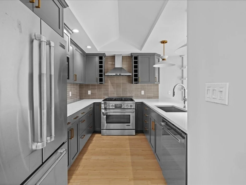 3 bed, 2 bath apartment for rent at 81 St Botolph St Unit PH, Back Bay — photo 4 of 39