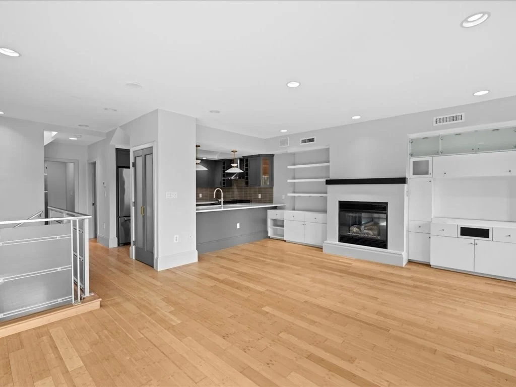 3 bed, 2 bath apartment for rent at 81 St Botolph St Unit PH, Back Bay — photo 7 of 39