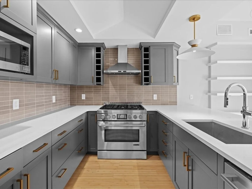 3 bed, 2 bath apartment for rent at 81 St Botolph St Unit PH, Back Bay — photo 1 of 39