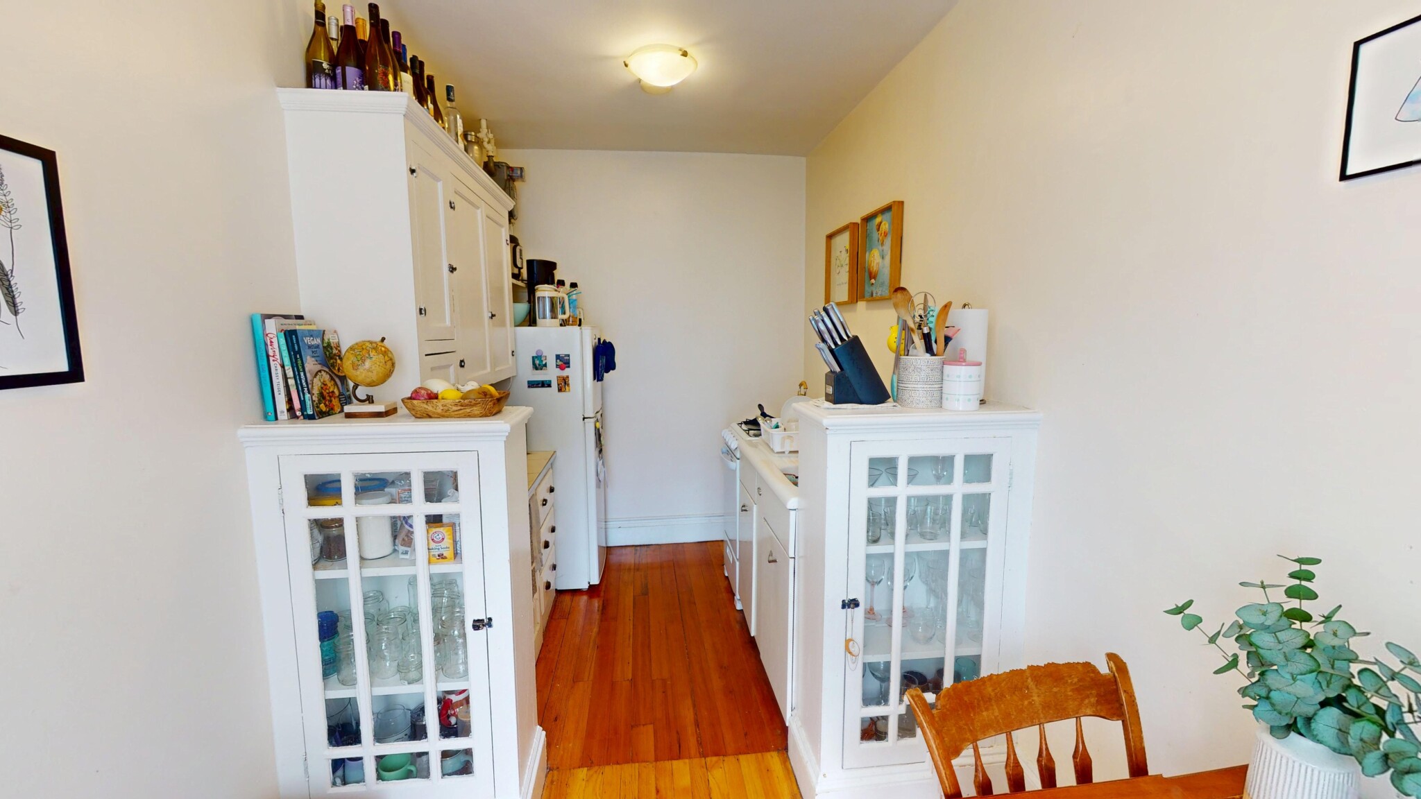 Studio bed, 1 bath apartment for rent at 81 Strathmore Rd Unit 26, Brighton — photo 3 of 9