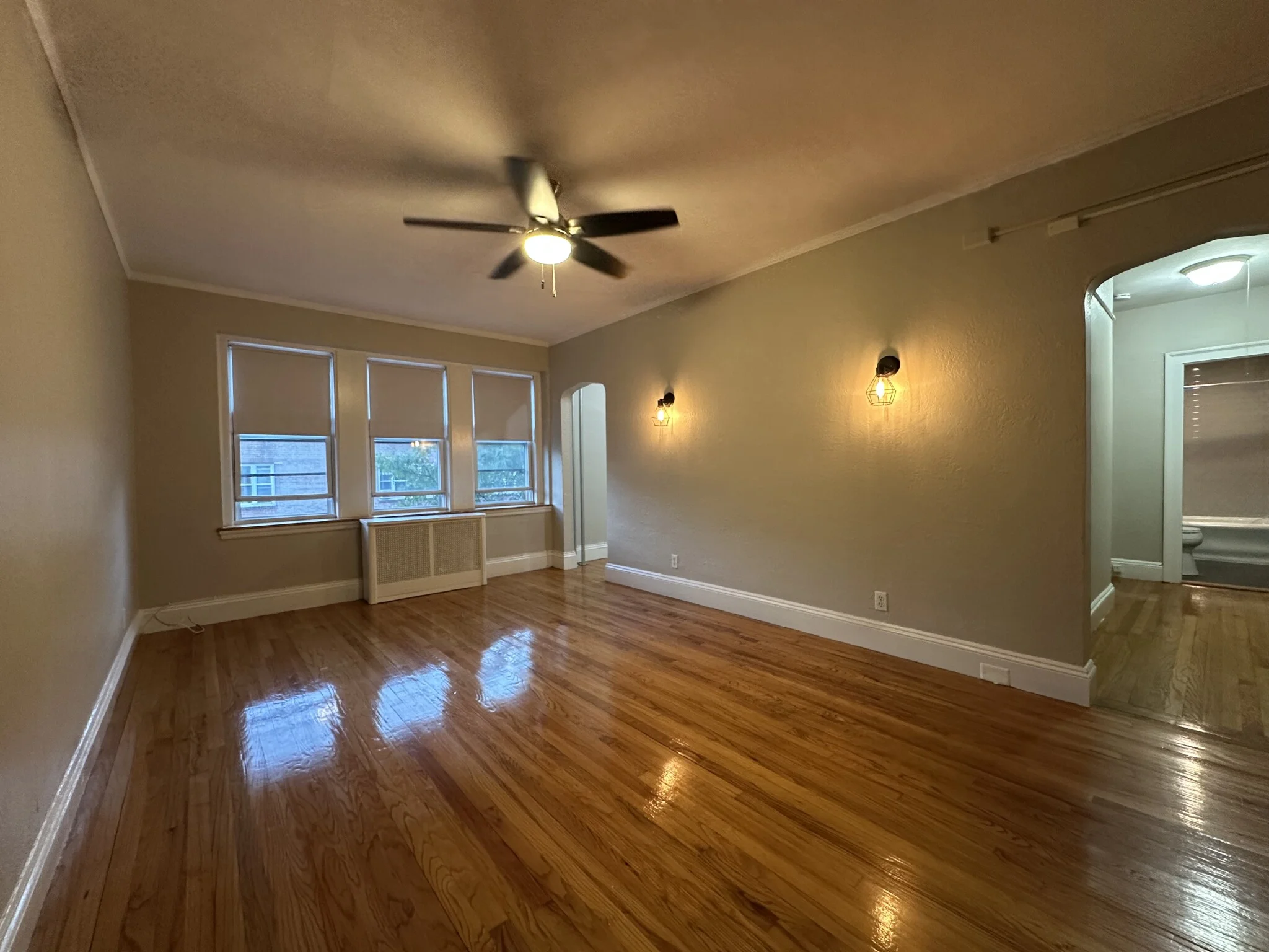 1 bed, 1 bath apartment for rent at 81 Strathmore Rd Unit 31, Brighton — photo 4 of 7