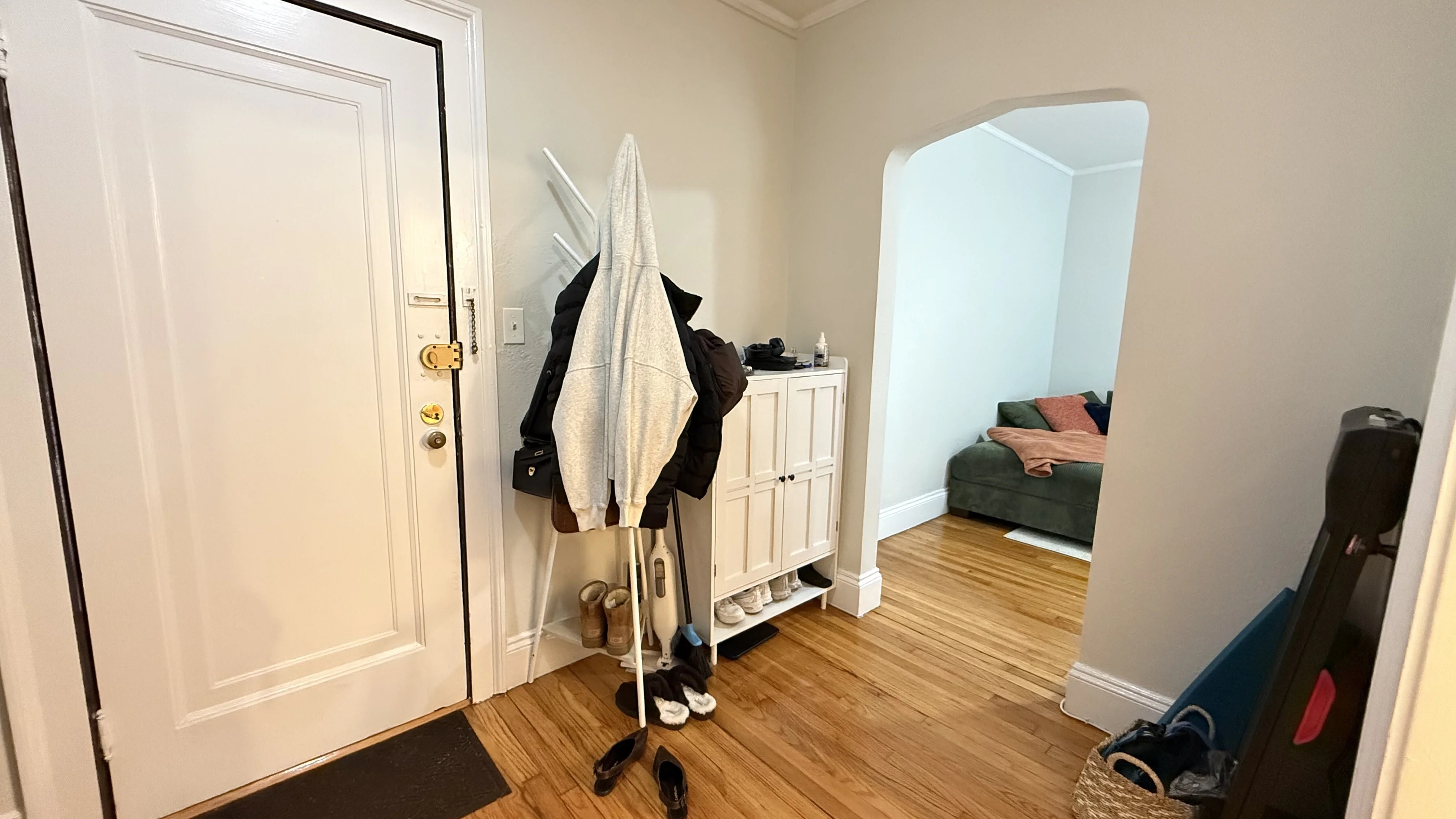 1 bed, 1 bath apartment for rent at 81 Strathmore Rd Unit 32, Brighton — photo 10 of 13