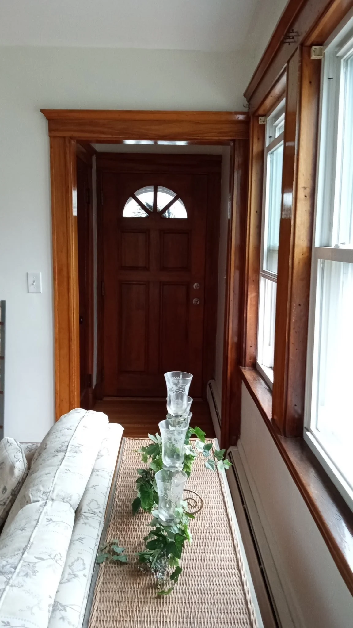3 bed, 1 bath apartment for rent at 81 Sunnyside Av Unit 1, Winthrop — photo 10 of 21