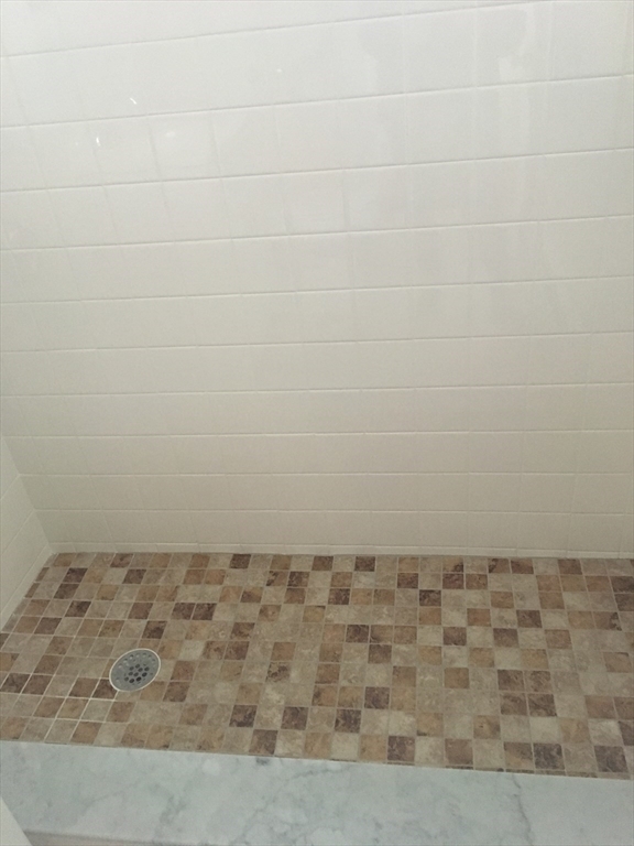 3 bed, 1 bath apartment for rent at 81 Sunnyside Ave Unit 2, Winthrop — photo 22 of 27