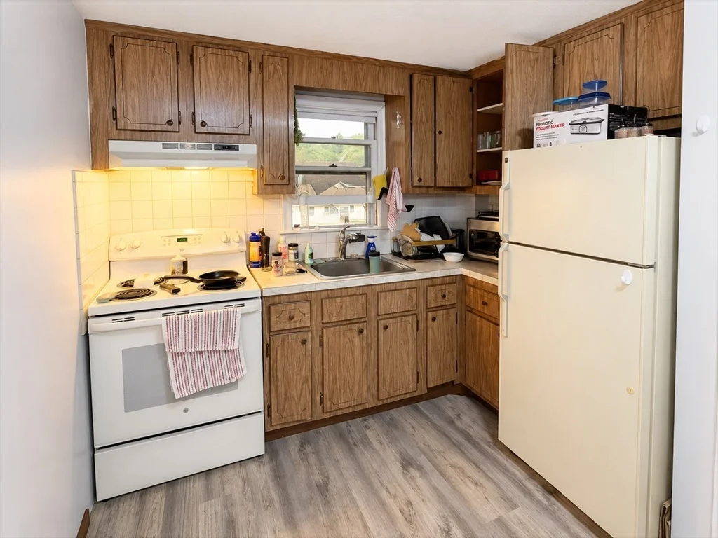 1 bed, 1 bath apartment for rent at 81 Trapelo Unit 55, Waltham — photo 2 of 12