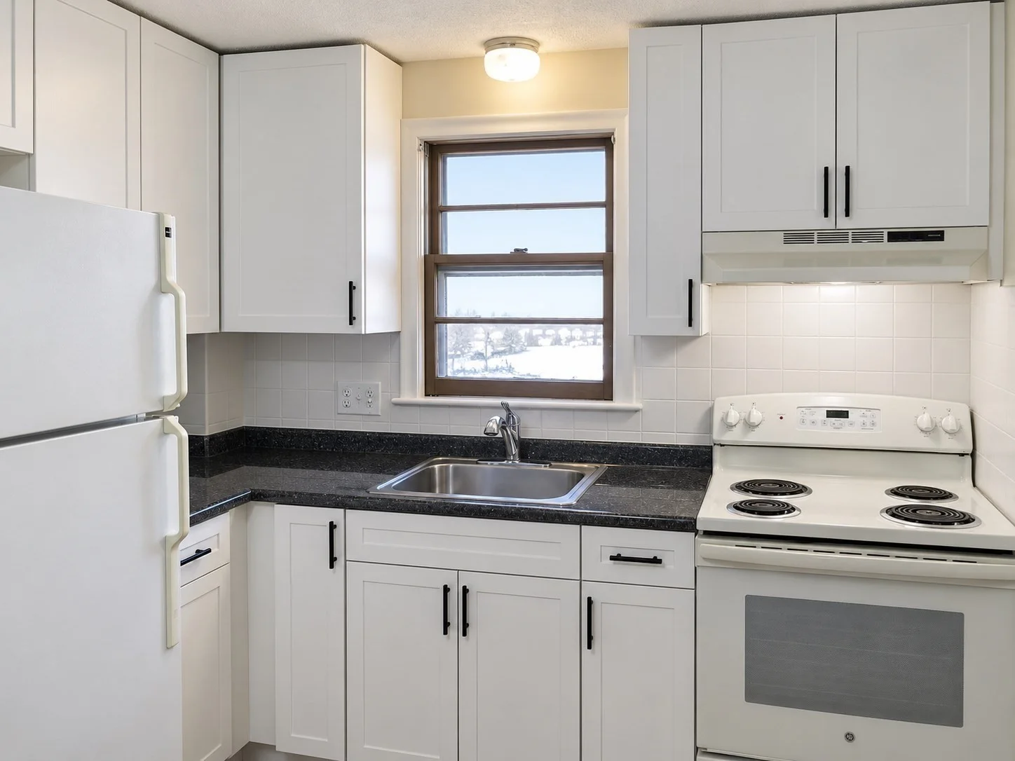 1 bed, 1 bath apartment for rent at 81 Trapelo Unit 58, Waltham — photo 3 of 15