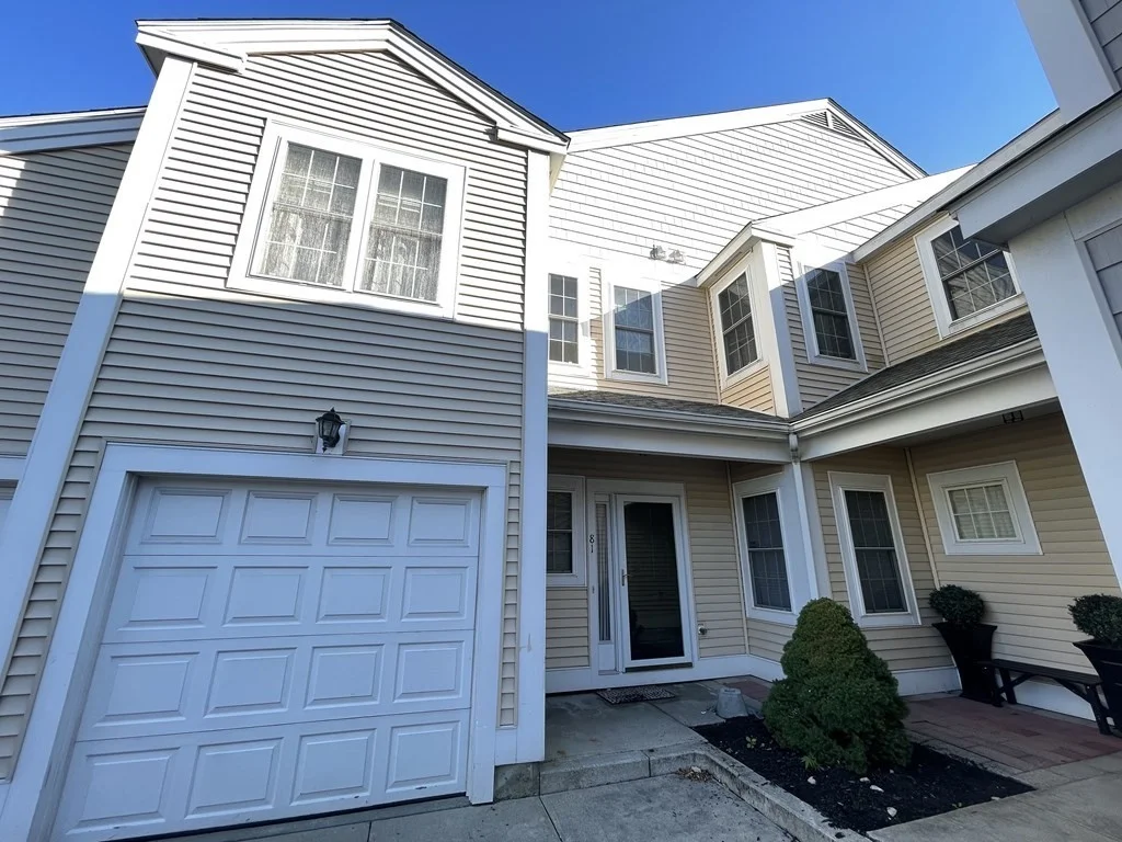 2 bed, 2 bath apartment for rent at 81 Village Dr Unit 81, Quincy — photo 1 of 15