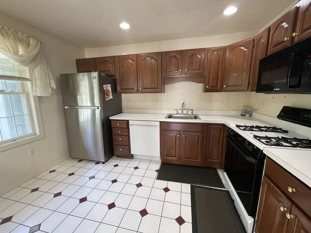 2 bed, 2 bath apartment for rent at 81 Village Dr Unit 81, Quincy — photo 3 of 15