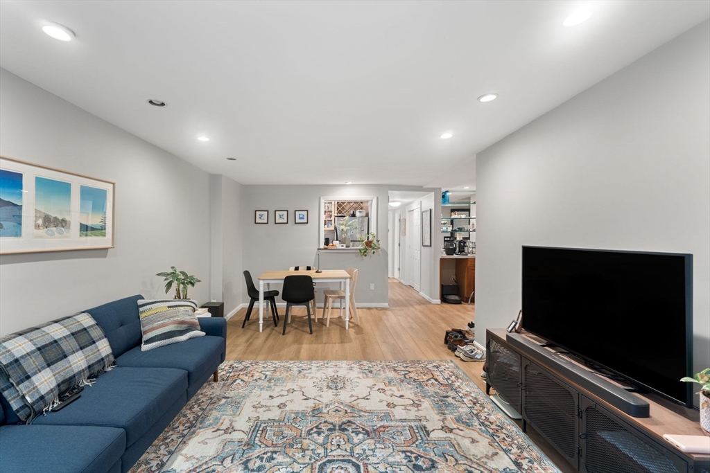 1 bed, 1 bath apartment for rent at 81 Waltham St Unit 1, Boston — photo 4 of 27
