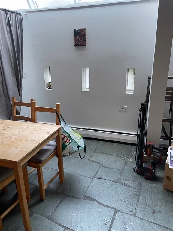 Studio bed, 1 bath apartment for rent at 81 Wendell St Unit A, Baldwin — photo 10 of 17
