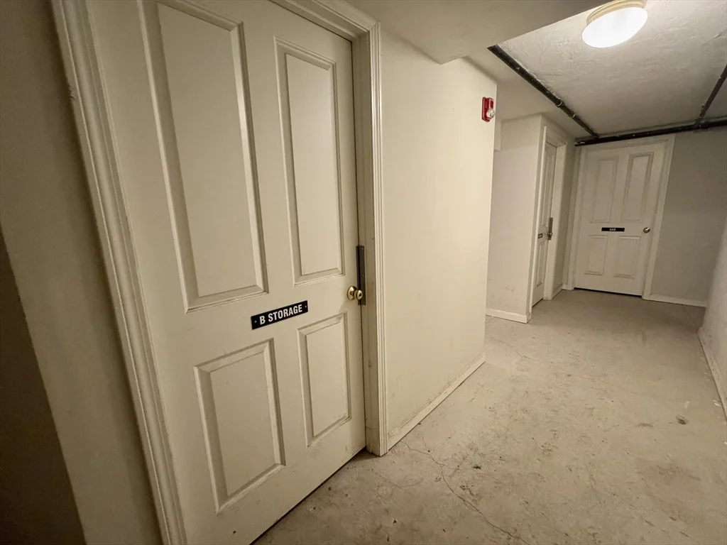 2 bed, 1 bath apartment for rent at 81 Westminster Ave Unit B, Roxbury — photo 14 of 19
