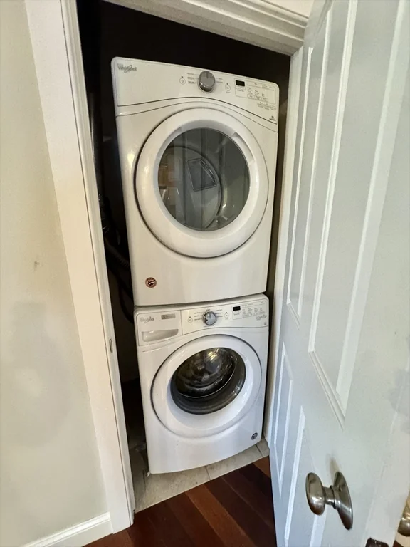 2 bed, 1 bath apartment for rent at 81 Westminster Ave Unit B, Roxbury — photo 13 of 19