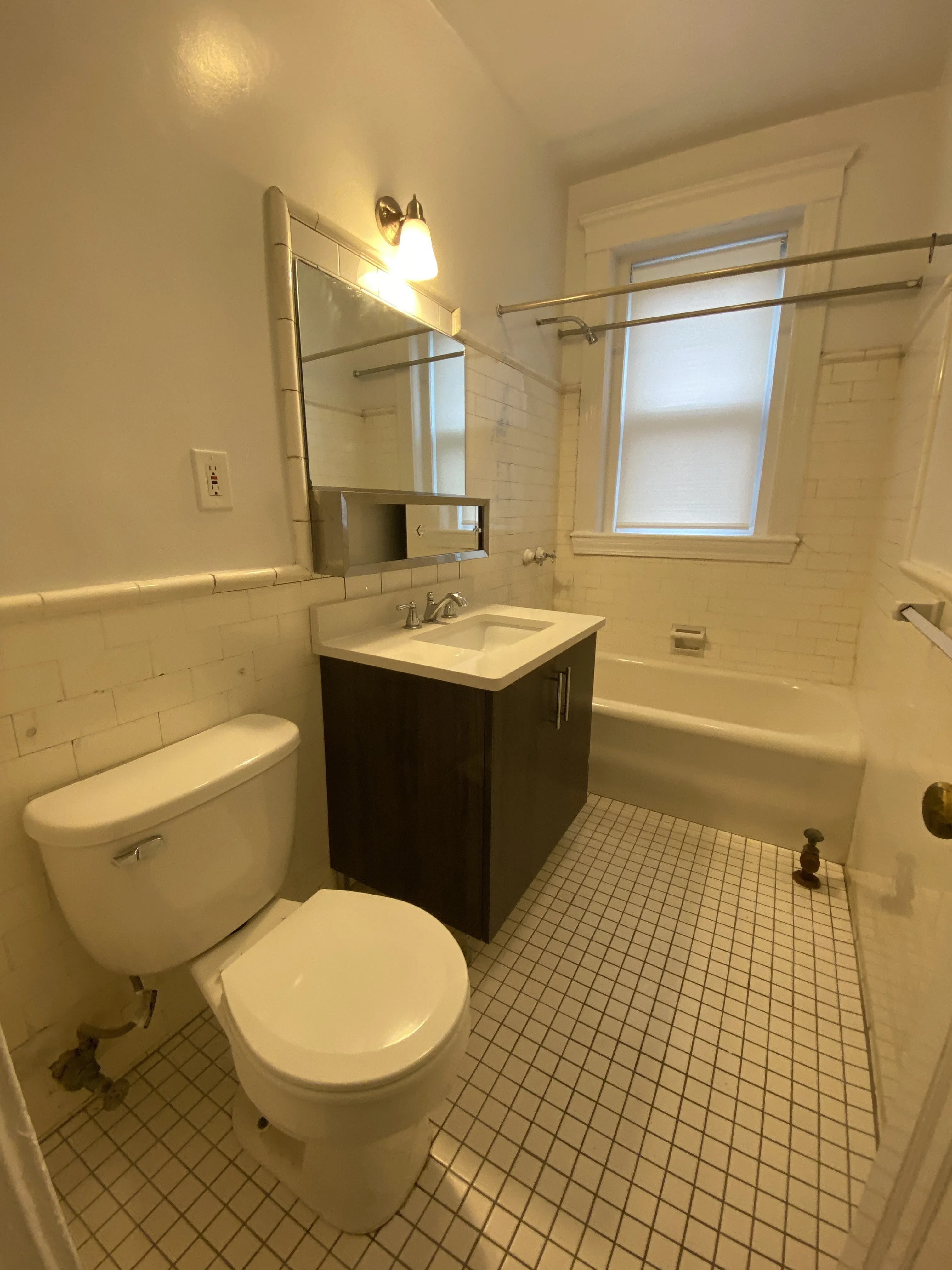 2 bed, 1 bath apartment for rent at 81 Winchester St Unit 2, North Brookline — photo 14 of 18