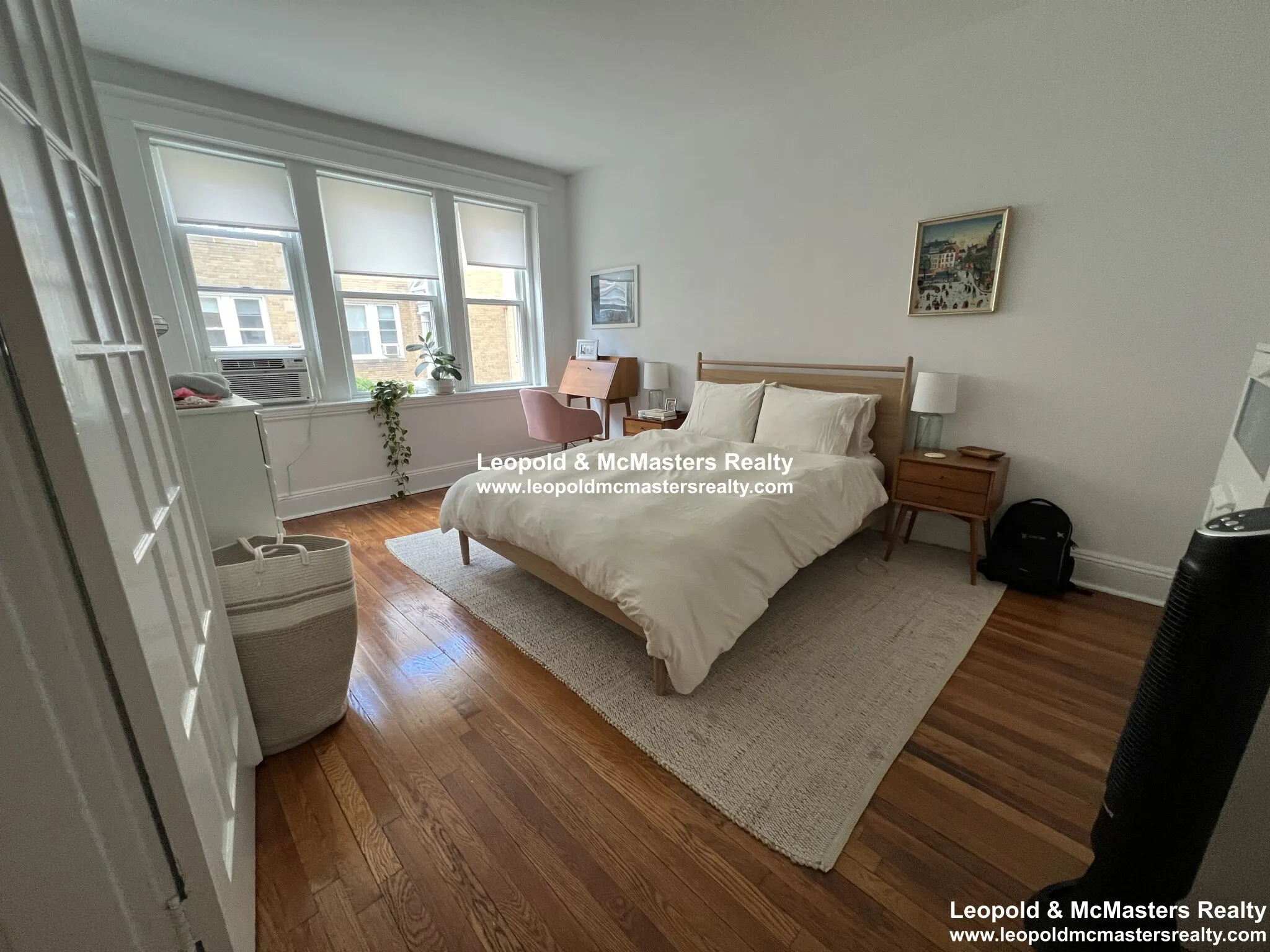 2 bed, 1 bath apartment for rent at 81 Winchester St Unit 2, North Brookline