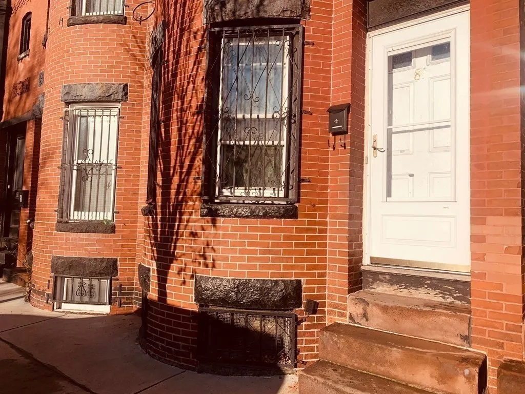 4 bed, 2 bath apartment for rent at 81 Windsor Unit St, South End — photo 12 of 13