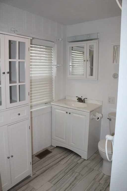 2 bed, 1 bath apartment for rent at 81 Winthrop Rd Unit 81, Manomet — photo 18 of 37