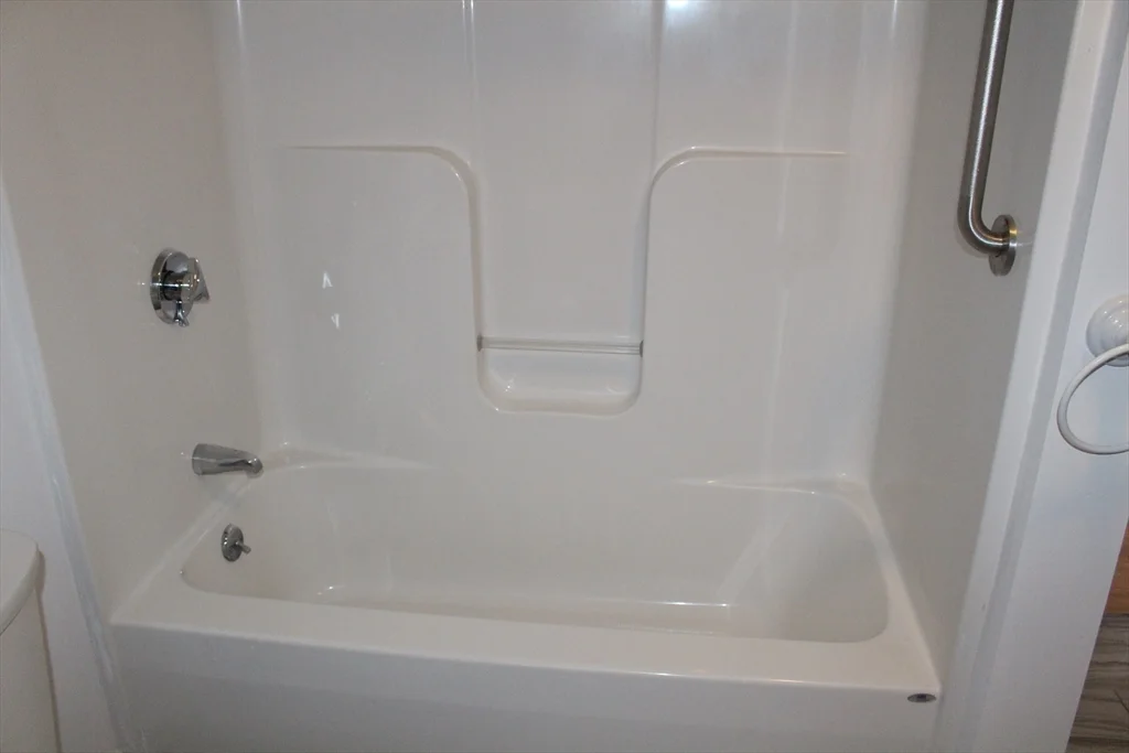 2 bed, 1 bath apartment for rent at 81 Winthrop Rd Unit 81, Manomet — photo 19 of 37