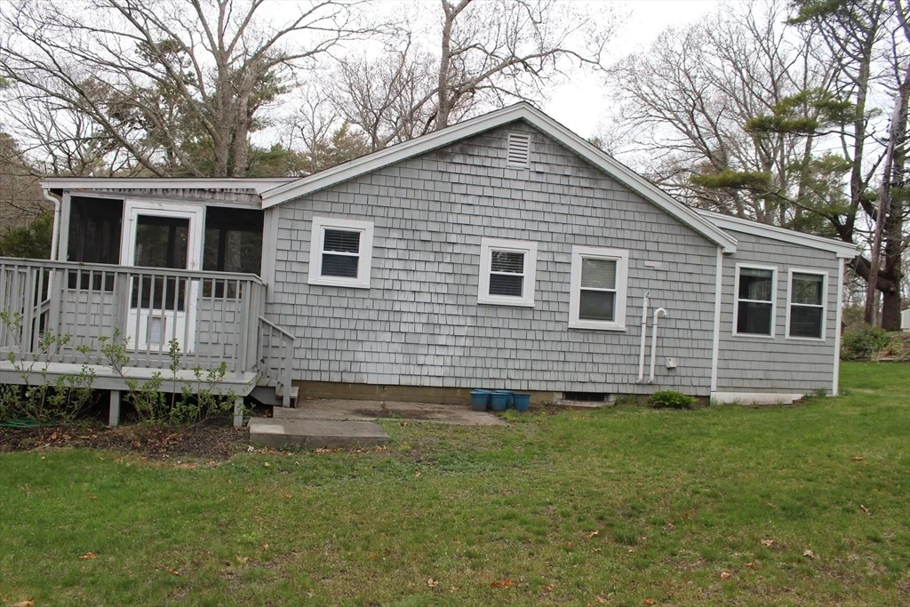2 bed, 1 bath apartment for rent at 81 Winthrop Rd Unit 81, Manomet — photo 27 of 37