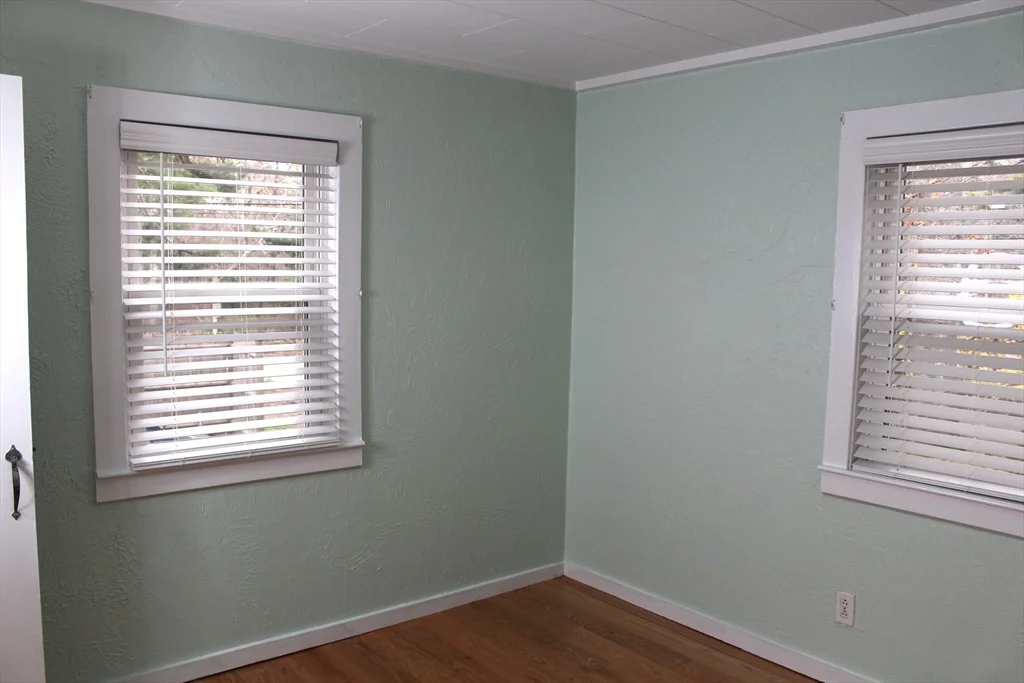 2 bed, 1 bath apartment for rent at 81 Winthrop Rd Unit 81, Manomet — photo 12 of 37