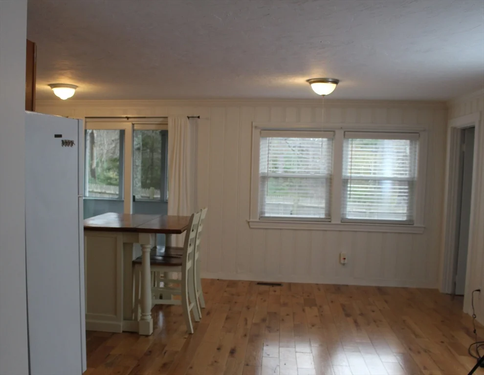 2 bed, 1 bath apartment for rent at 81 Winthrop Rd Unit 81, Manomet — photo 9 of 37