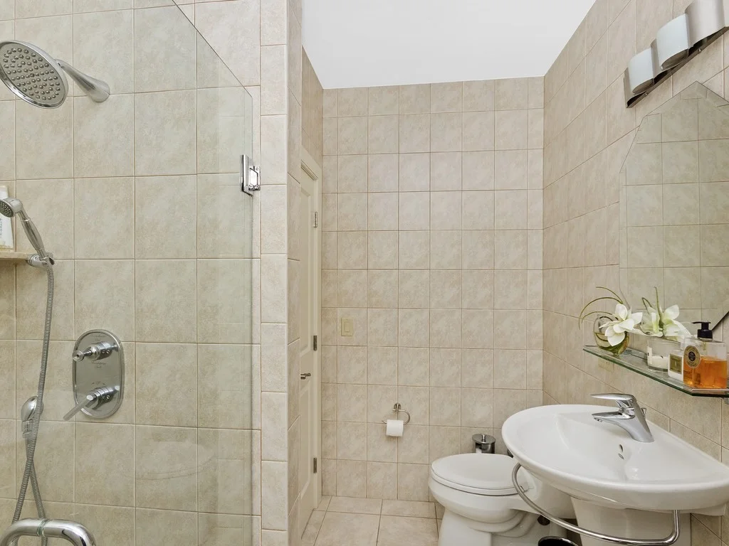 3 bed, 2 bath apartment for rent at 811 Boylston Unit 5, Back Bay — photo 12 of 18