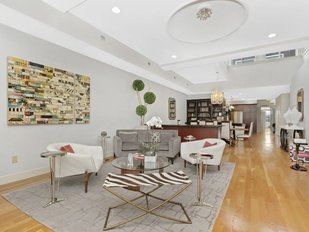 3 bed, 2 bath apartment for rent at 811 Boylston Unit 5, Back Bay — photo 4 of 18