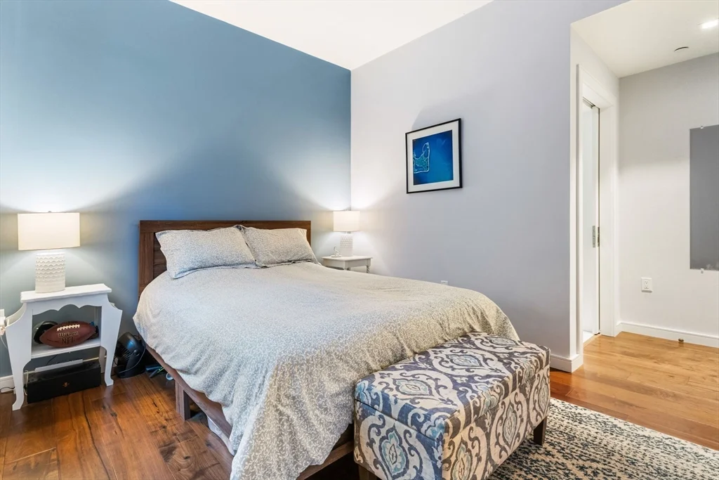 2 bed, 2 bath apartment for rent at 812 East 6th St Unit 12, South Boston — photo 9 of 20