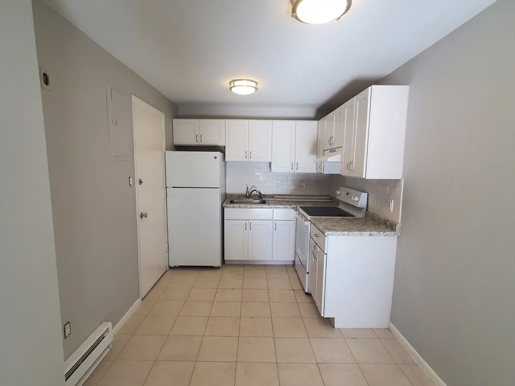 2 bed, 1 bath apartment for rent at 815 Morton Unit 18, Mattapan