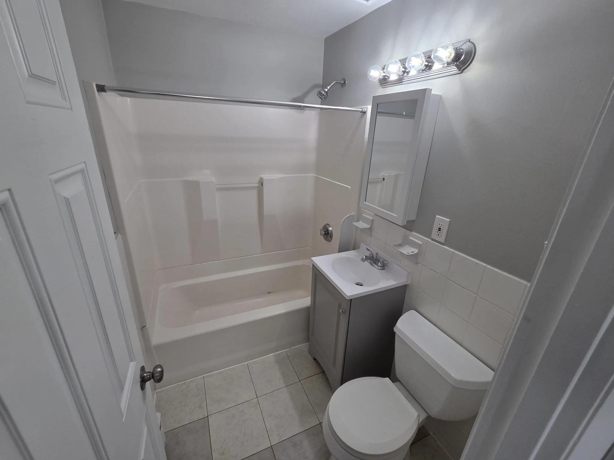 2 bed, 1 bath apartment for rent at 815 Morton Unit 19, Mattapan — photo 9 of 14