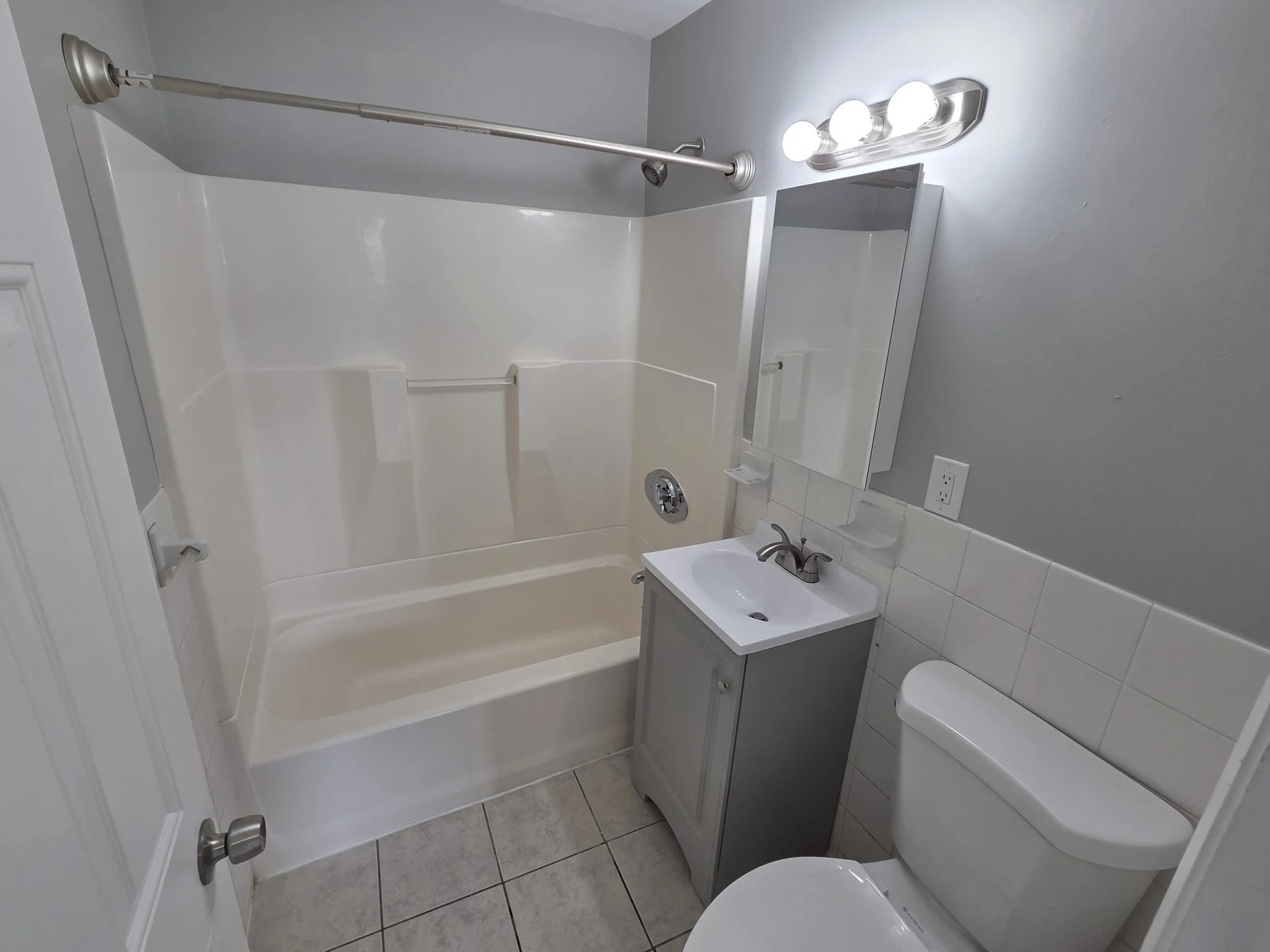 2 bed, 1 bath apartment for rent at 815 Morton Unit 20, Mattapan — photo 11 of 15