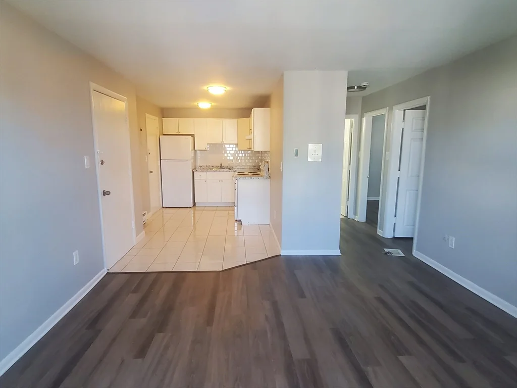2 bed, 1 bath apartment for rent at 815 Morton Unit 21, Mattapan — photo 3 of 17