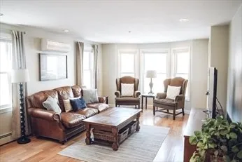 2 bed, 1.5 bath apartment for rent at 819 East 6th St Unit 2, South Boston — photo 4 of 13