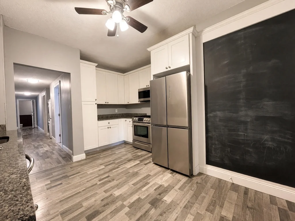 3 bed, 2 bath apartment for rent at 819 East Second St Unit 1, South Boston — photo 10 of 28