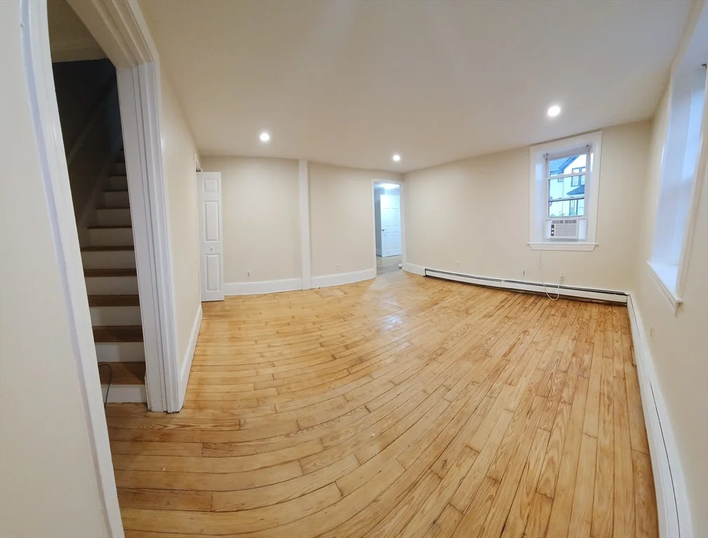 4 bed, 1 bath apartment for rent at 82-84 Sea St Unit 84, North Weymouth — photo 10 of 10